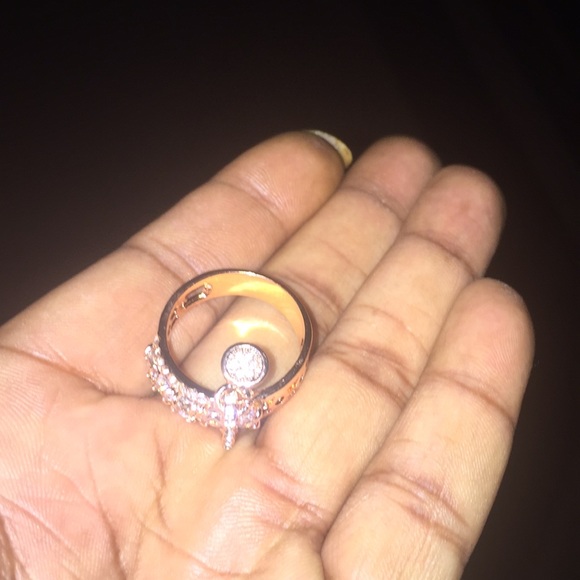 Ring - Picture 2 of 2